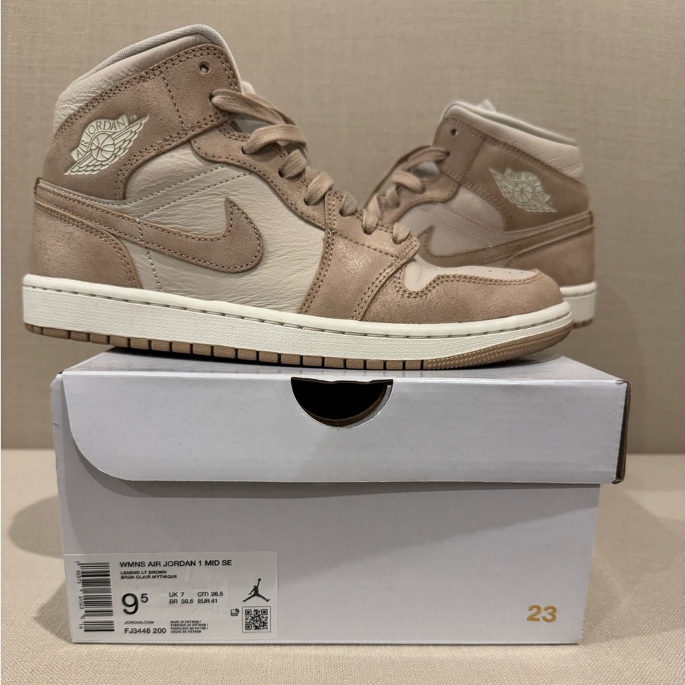 Nike Air Jordan 1 Mid SE in Tan and Cream